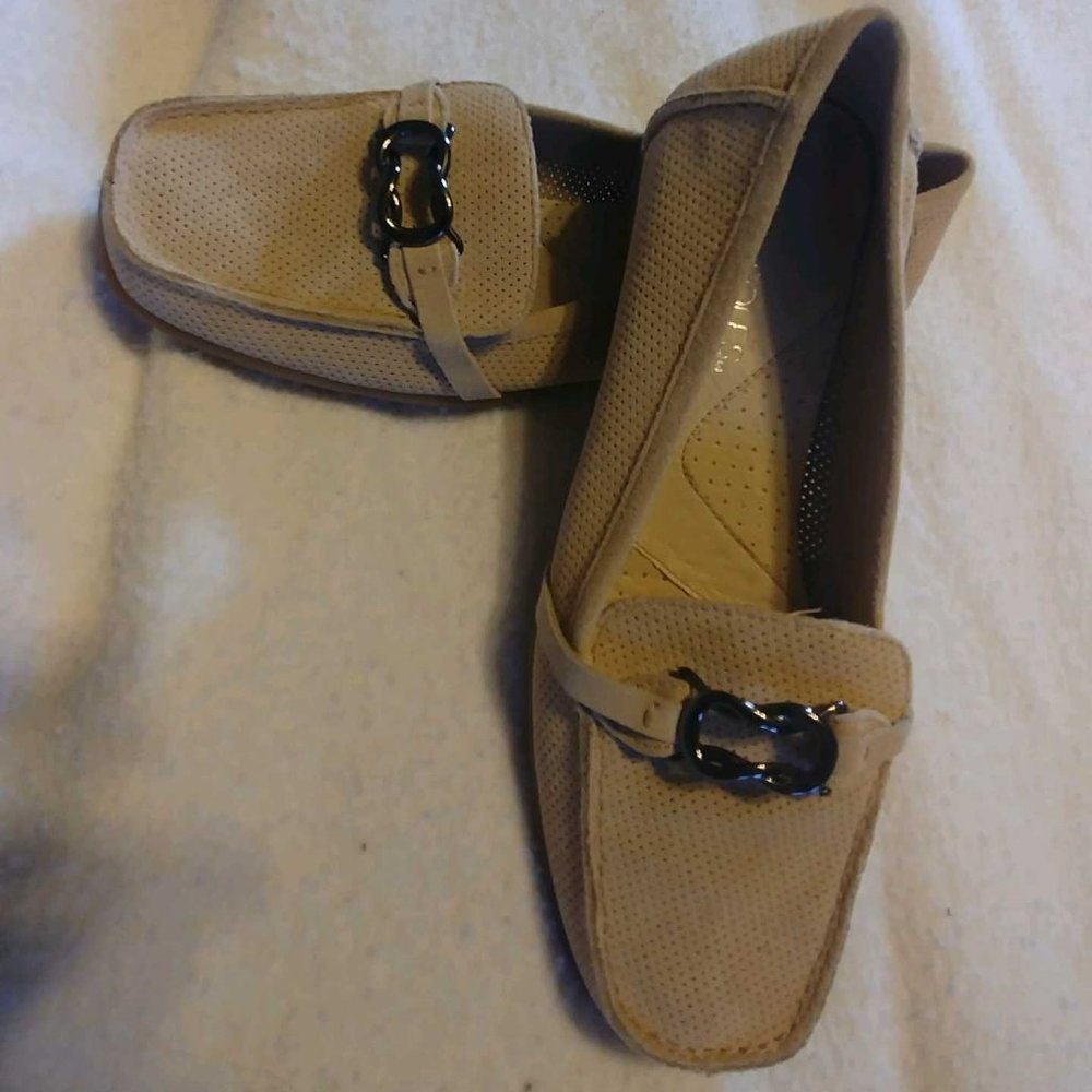 Aerosoles Women's Matinee Tan Loafer Flats 7M New